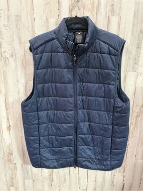True Classic Quilted Puffer Vest Navy Blue Size Large Full Zip Lightweight Mens